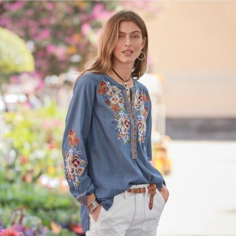 SUNDANCE Kenza Floral Embroidered Top Size XS - Picture 2 of 12